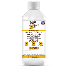 Happy Jack Kennel Dip vertido de la botella para facilitar el tratamiento del pelaje