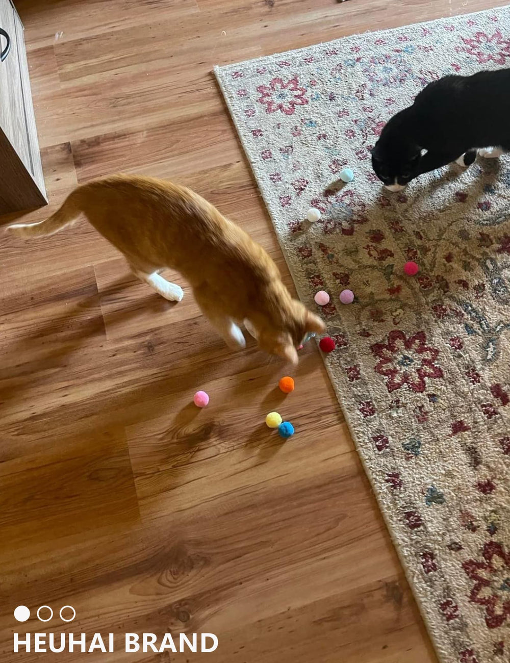 HEUHAI bolas para gatos rosas: juego seguro para felinos pequeños.