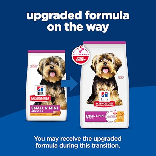 Croquetas crujientes de Hill's Science Diet para perros pequeños, tamaño adecuado para mordida suave.