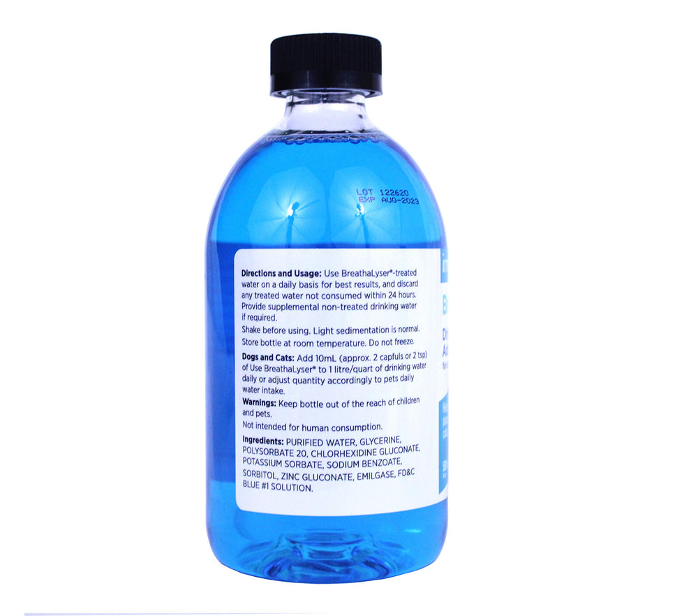 imRex Breathalyser dosis en el cuenco de agua para cuidar la higiene oral.