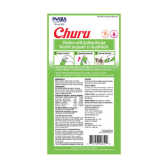 INABA Churu: gato comiendo de la mano con puré cremoso.