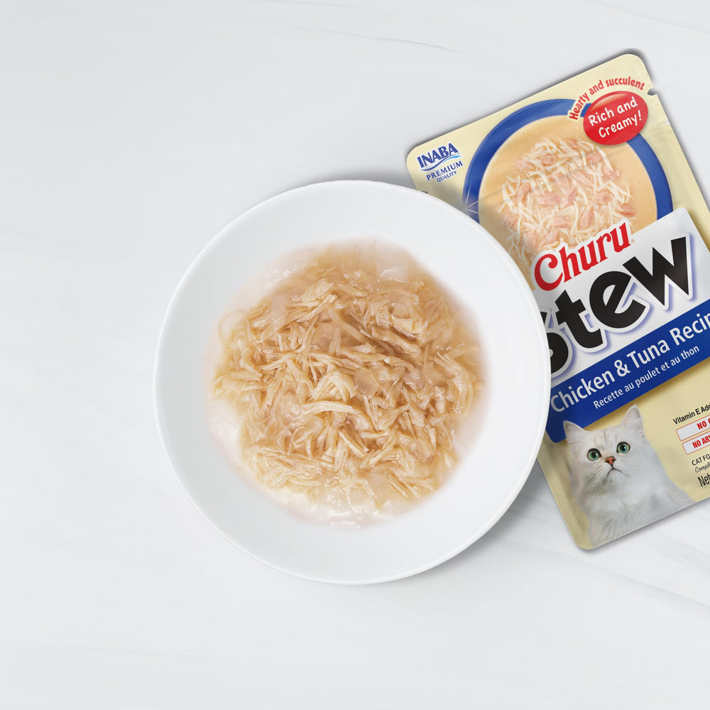 INABA Churu Stew: trozos de pollo que añaden textura agradable a la comida.