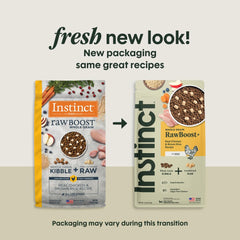 Instinct RawBoost muestra pollo real y crudo fresco deshidratado para sabor.