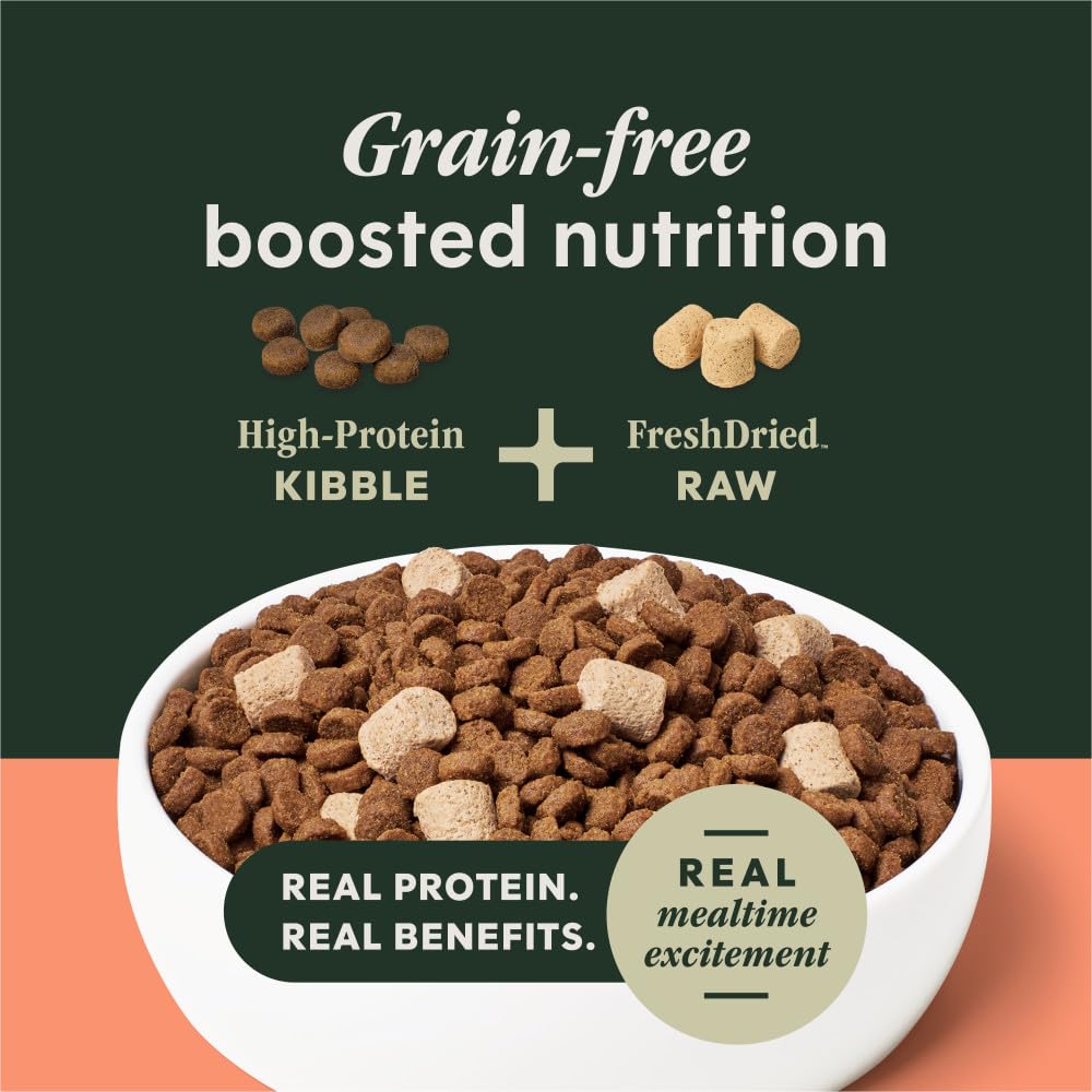 Instinct RawBoost ofrece proteína alta de salmon real para músculos magros y energía diaria.