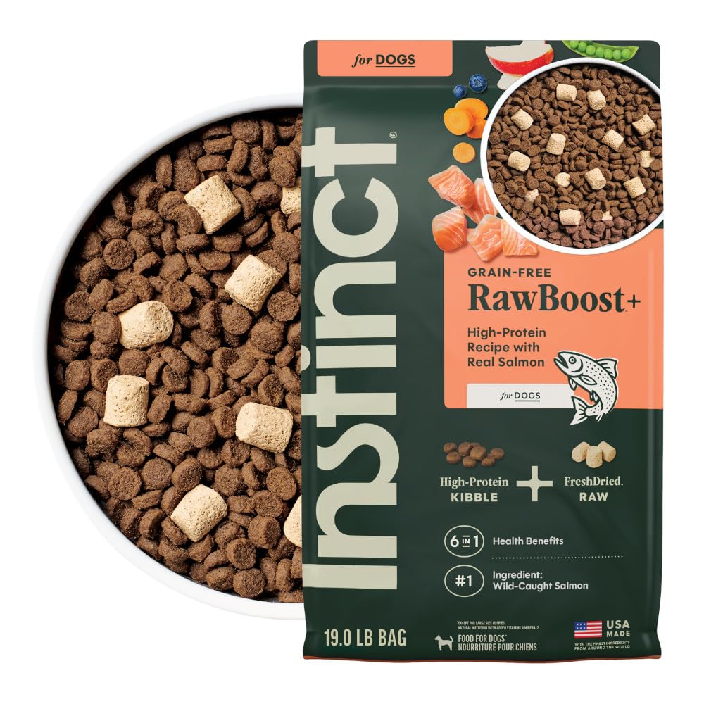 Instinct RawBoost con salmon real: ingrediente principal para nutrición equilibrada.