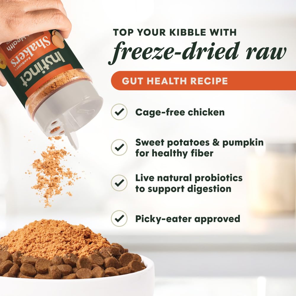 Instinct RawBoost Shakers espolvoreado sobre croquetas para sabor y nutrición.