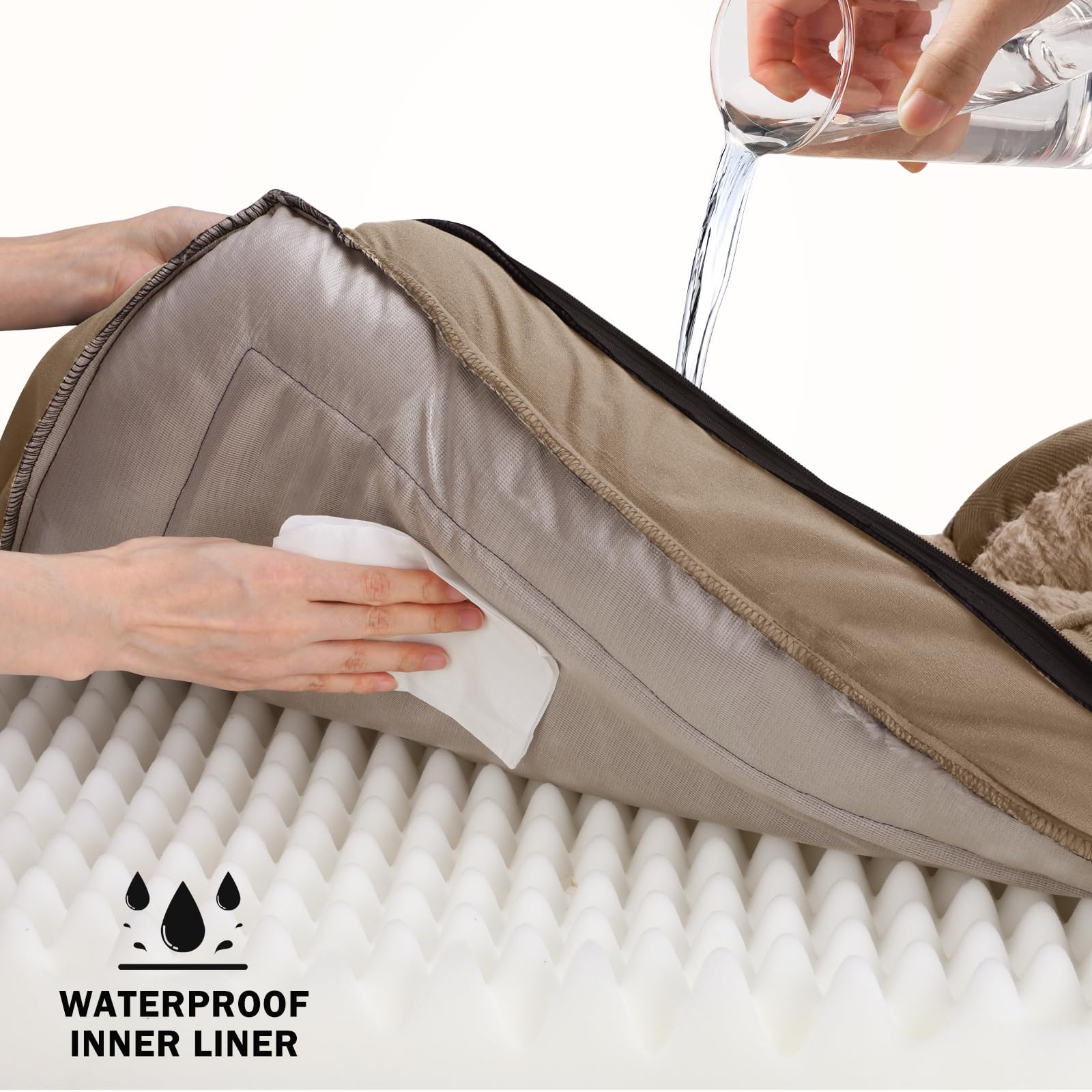 Forro interior impermeable de INVENHO protege la espuma de derrames.