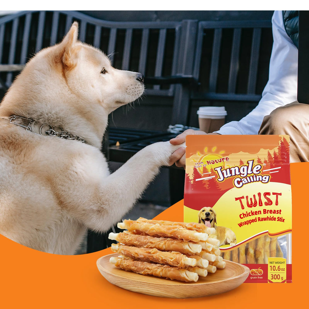 Jungle Calling : bâtons au poulet et cuir brut, texture croquante pour chien actif.