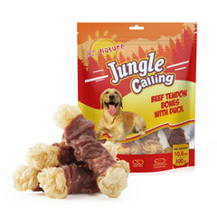 Tendones de res envueltos en pato de Jungle Calling, masticación prolongada.