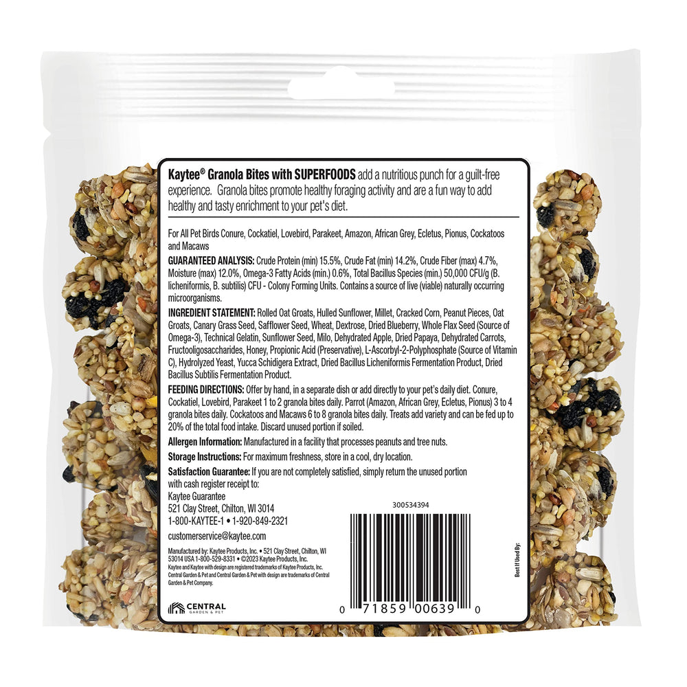 Kaytee Granola Bites, textura-bocados: textura divertida para enriquecimiento diario.