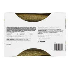 Kaytee Premium Timothy Treat Hideout: heno de Timothy visible para deleitar al conejo.
