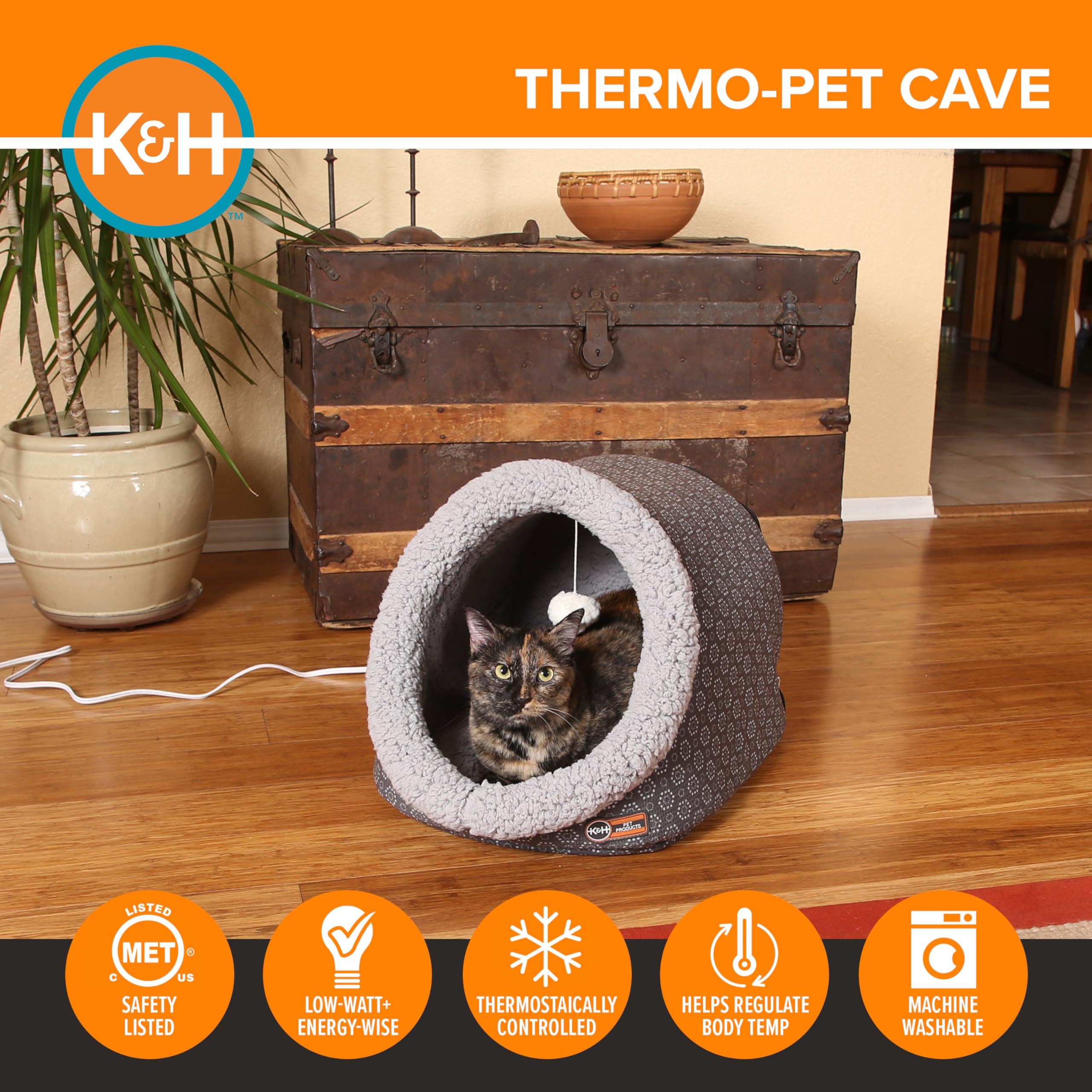 K&H Thermo-Pet Cave exterior de poliester suave y duradero.