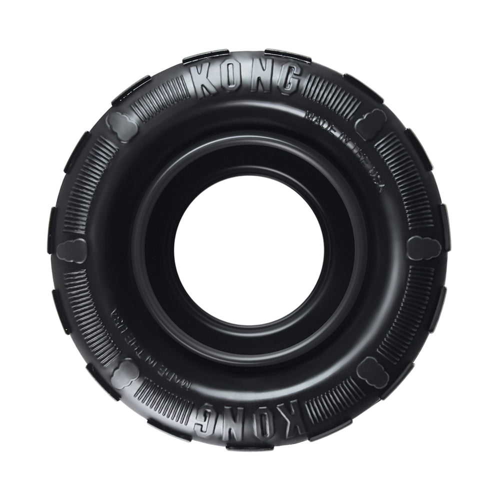 KONG Extreme Tires ofrece resistencia duradera para masticar y jugar al aire libre