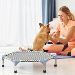 Diseño ergonómico de Kuntrust que ofrece soporte estable en exteriores.