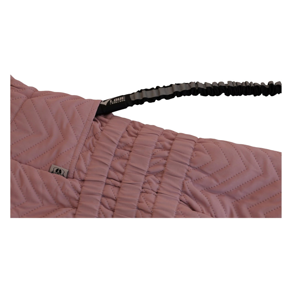 Chaleco Lovelonglong para días fríos, imagen de estilo y confort.