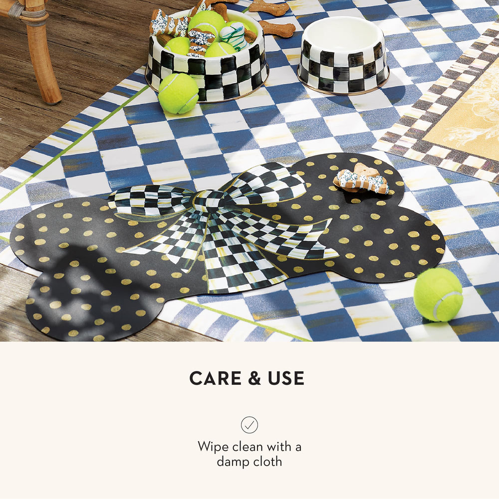 Mackenzie-Childs Pup Placemat, regalo perfecto para mascotas amantes del diseño.