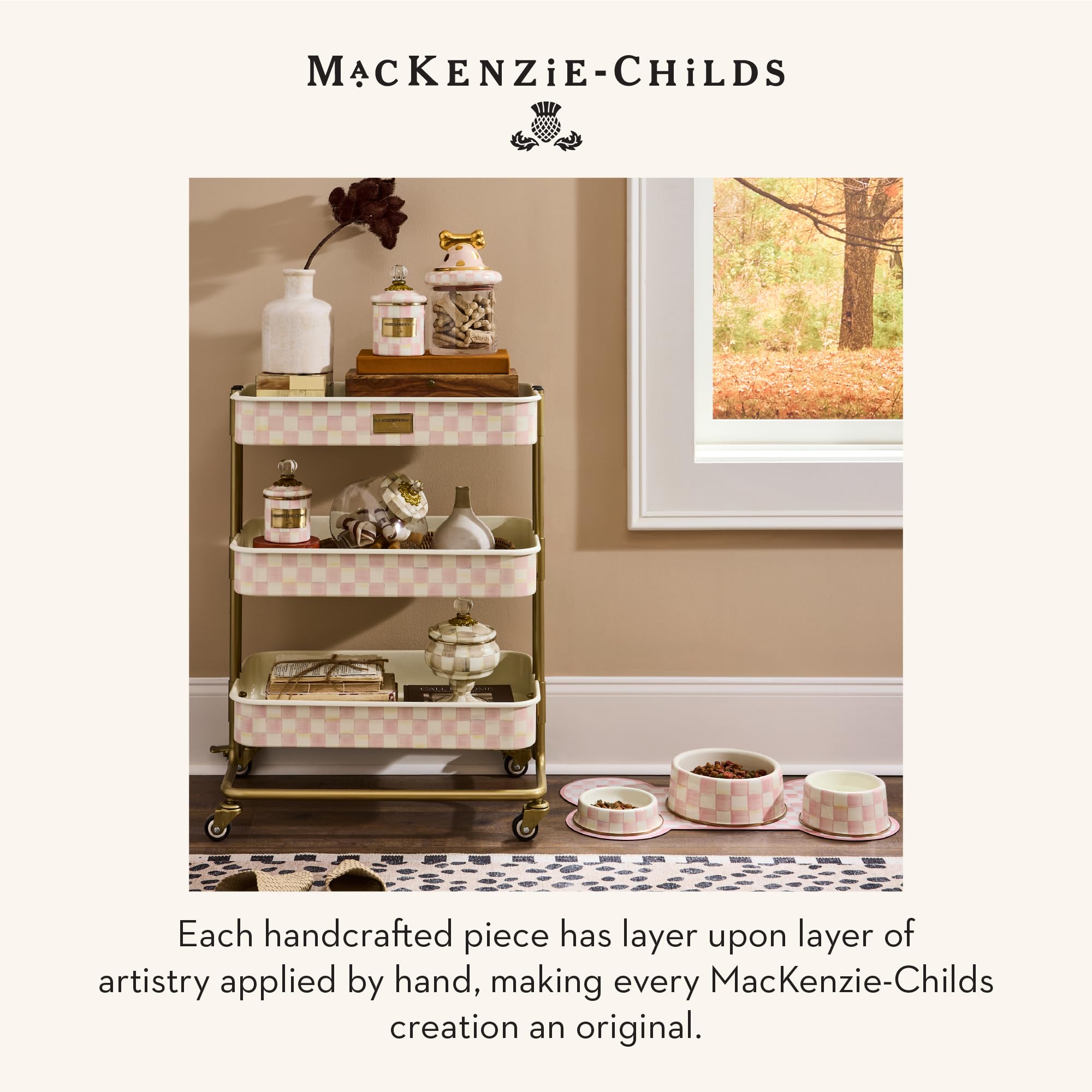 Regalo perfecto Mackenzie-Childs Rosy Check para amantes de mascotas.