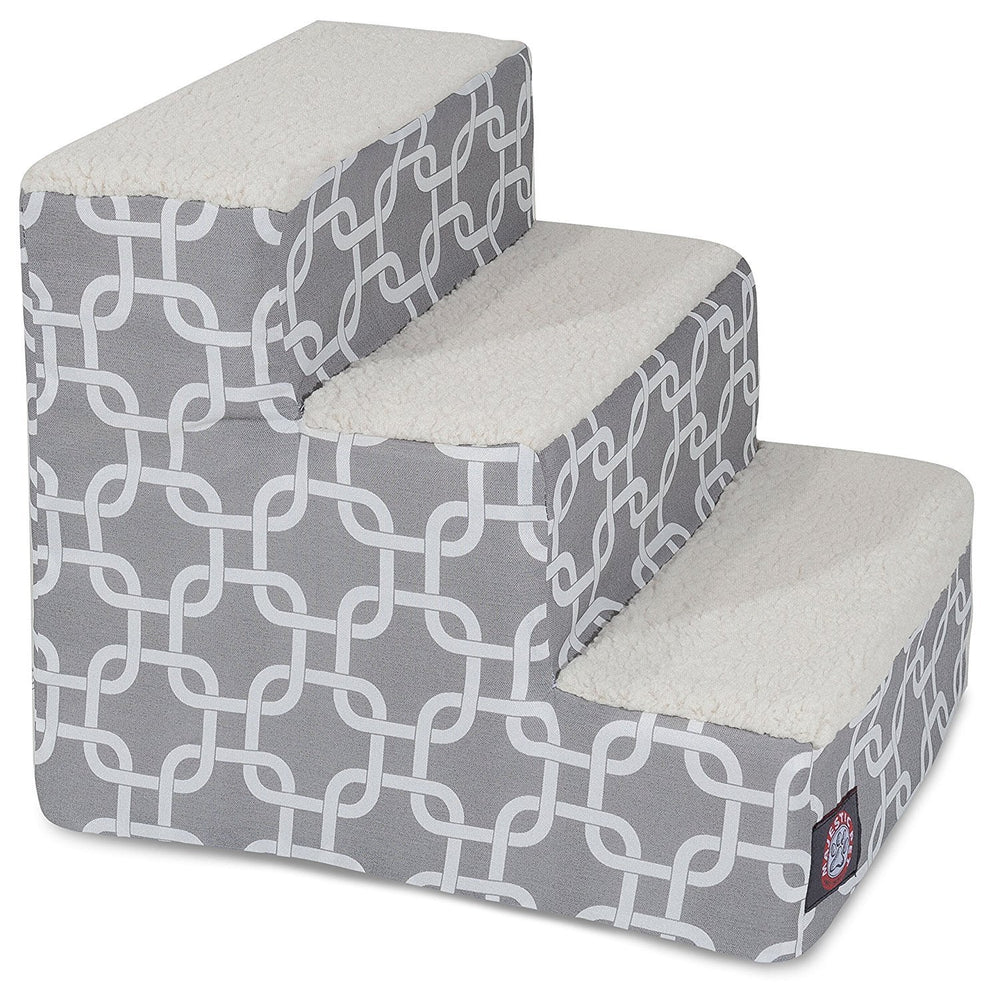 Majestic Pet escalera-3-pasos para perros pequeños facilita subir a la cama.