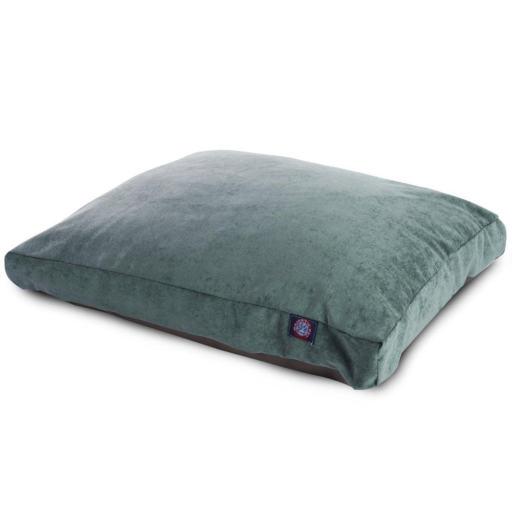 Majestic Pet Villa cama anti deslizante en azul, ideal para mantenerla quieta durante el descanso.