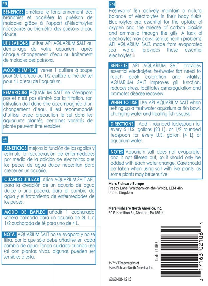 Mars Fishcare Aquarium Salt, etiqueta legible, facilita la dosificación y el control del agua.