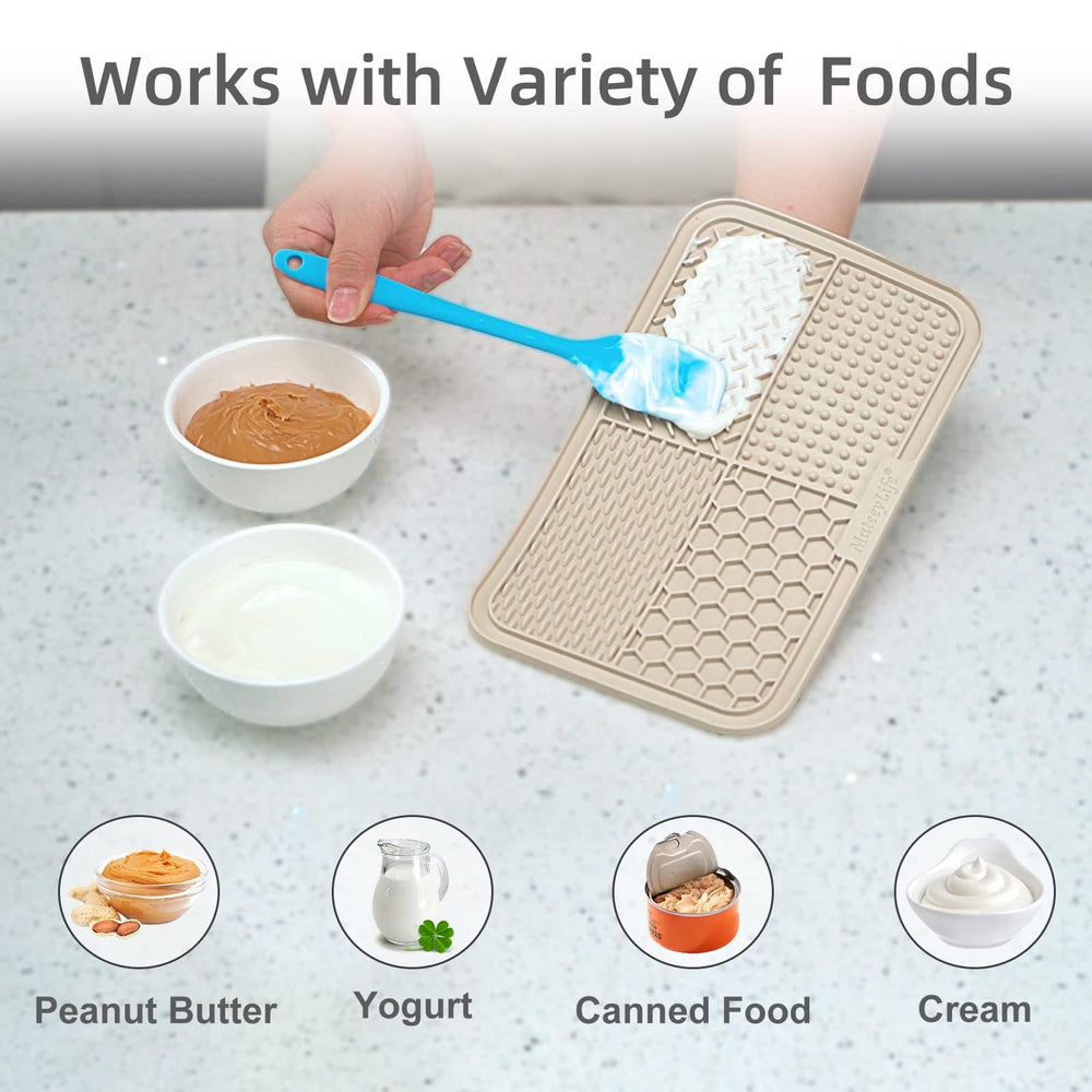 Accesorios MateeyLife: espátula y cepillo para facilitar la limpieza.