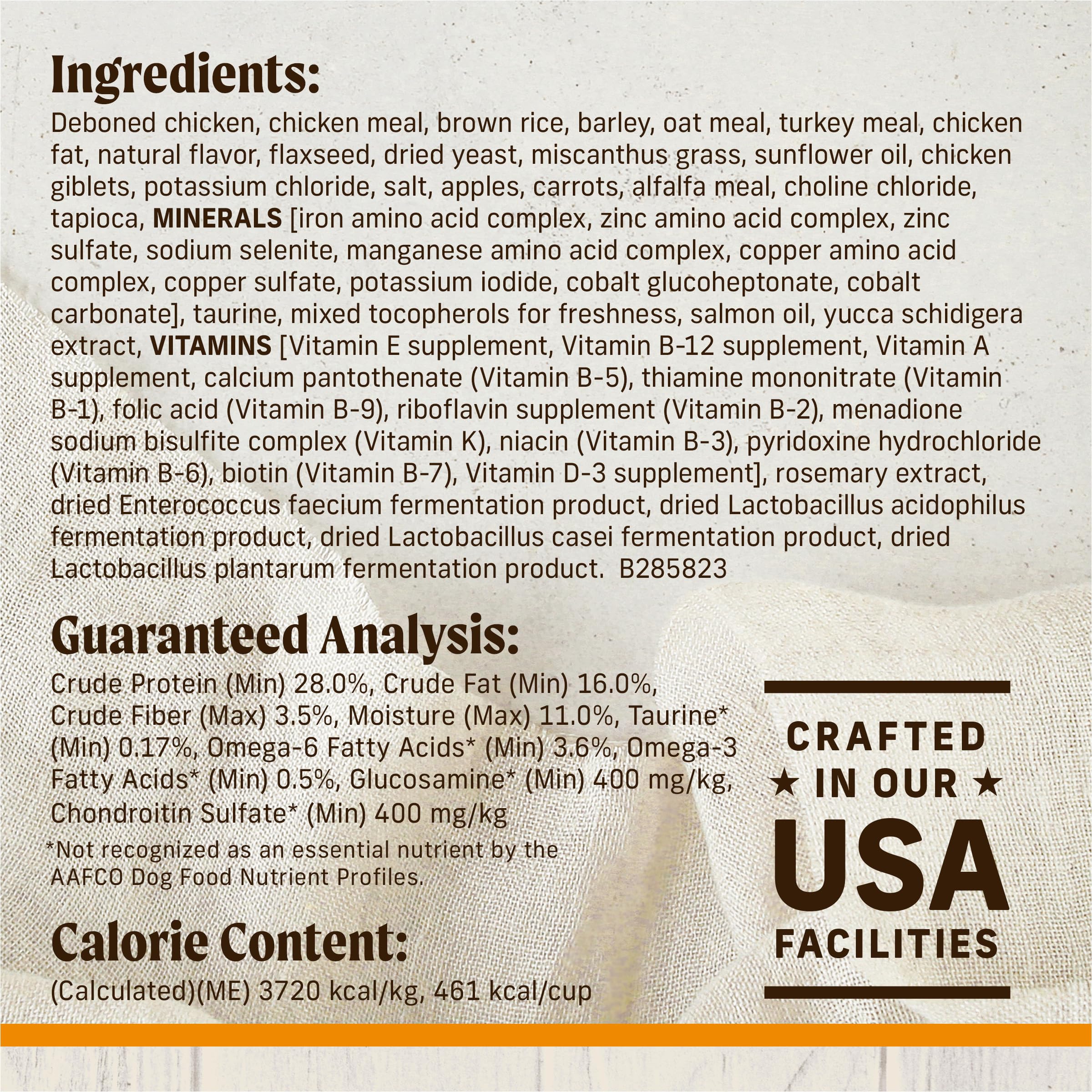 Textura crujiente de croquetas Merrick Healthy Grains.