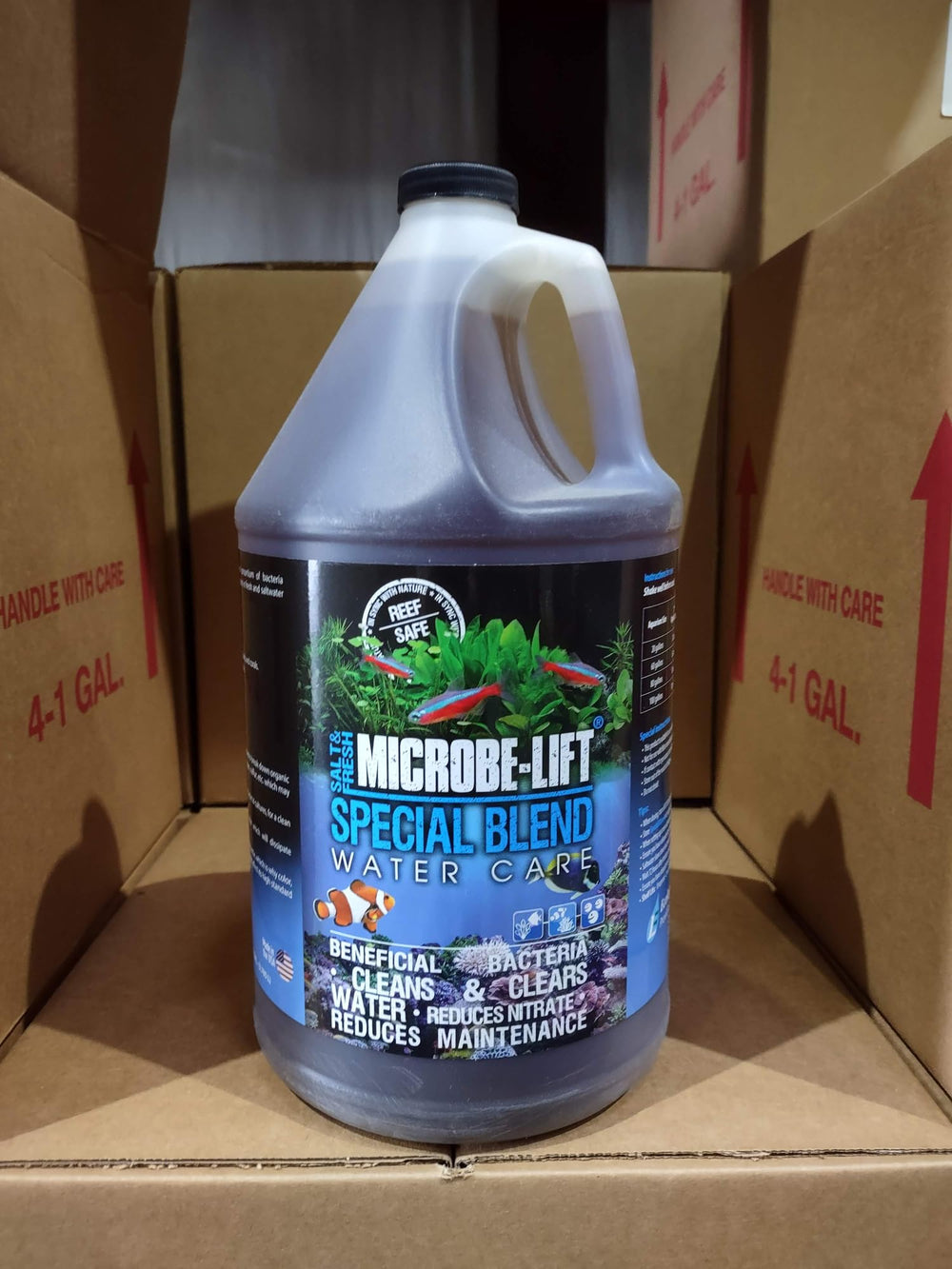 MICROBE-LIFT Special Blend es seguro para peces y plantas en acuario