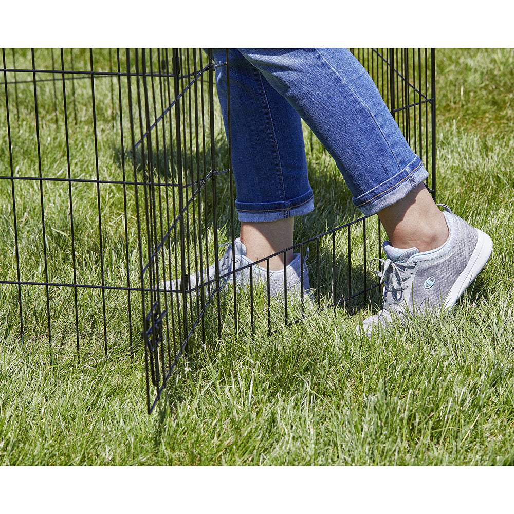 MidWest Homes for Pets, pen-ejercicio, montaje sin herramientas con broches de pulgar.