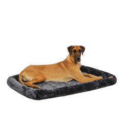 Cama QuietTime gigante de MidWest Homes for Pets, gris, suave pelo sintético para perro.