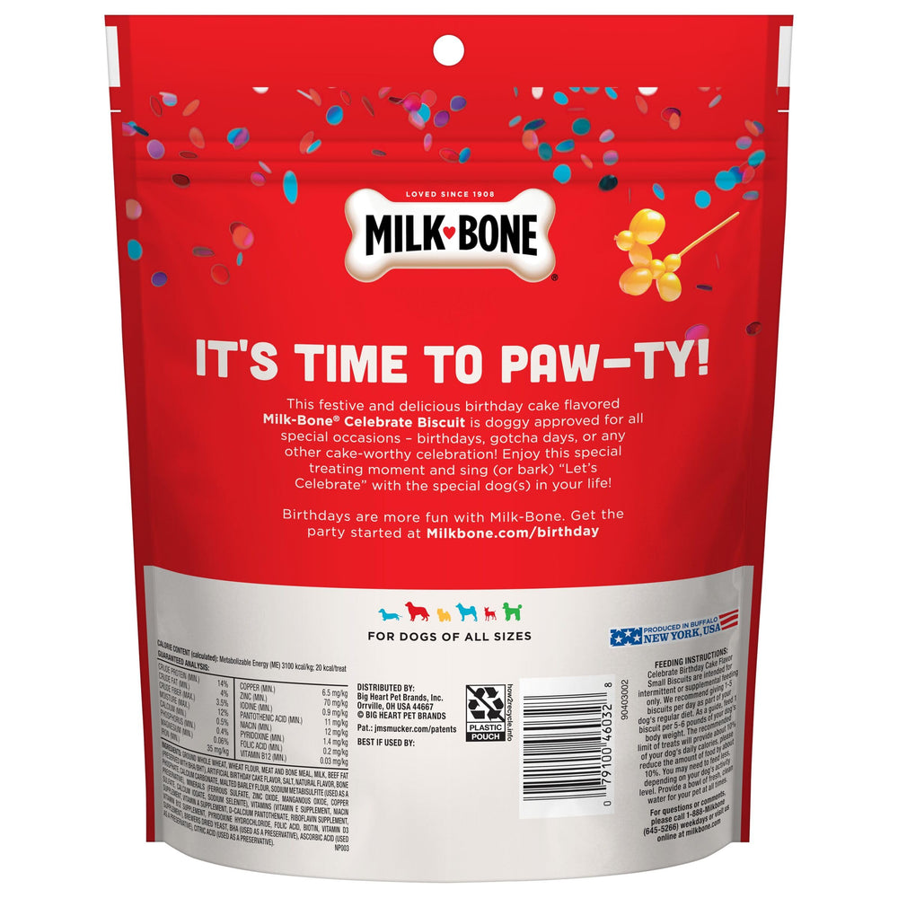 Milk-Bone Celebrate sabor artificial de pastel, snack festivo para celebraciones caninas.