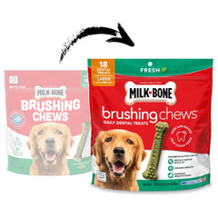 Milk-Bone masticables dentales para perro grande dentro de la bolsa.
