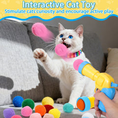 Bolas pom-pom suaves de Mity Rain: diversión segura para gatitos en interiores.