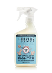 Botella de Mrs. Meyer's Clean Day para mascotas con control de manchas y olores.