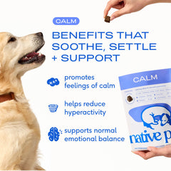 Native Pet Calming Chews, envase en primer plano, textura suave para masticar