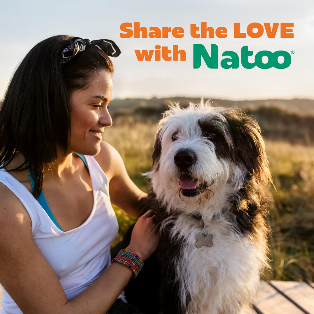 NATOO galletas para perros con antioxidantes que apoyan el pelaje brillante.