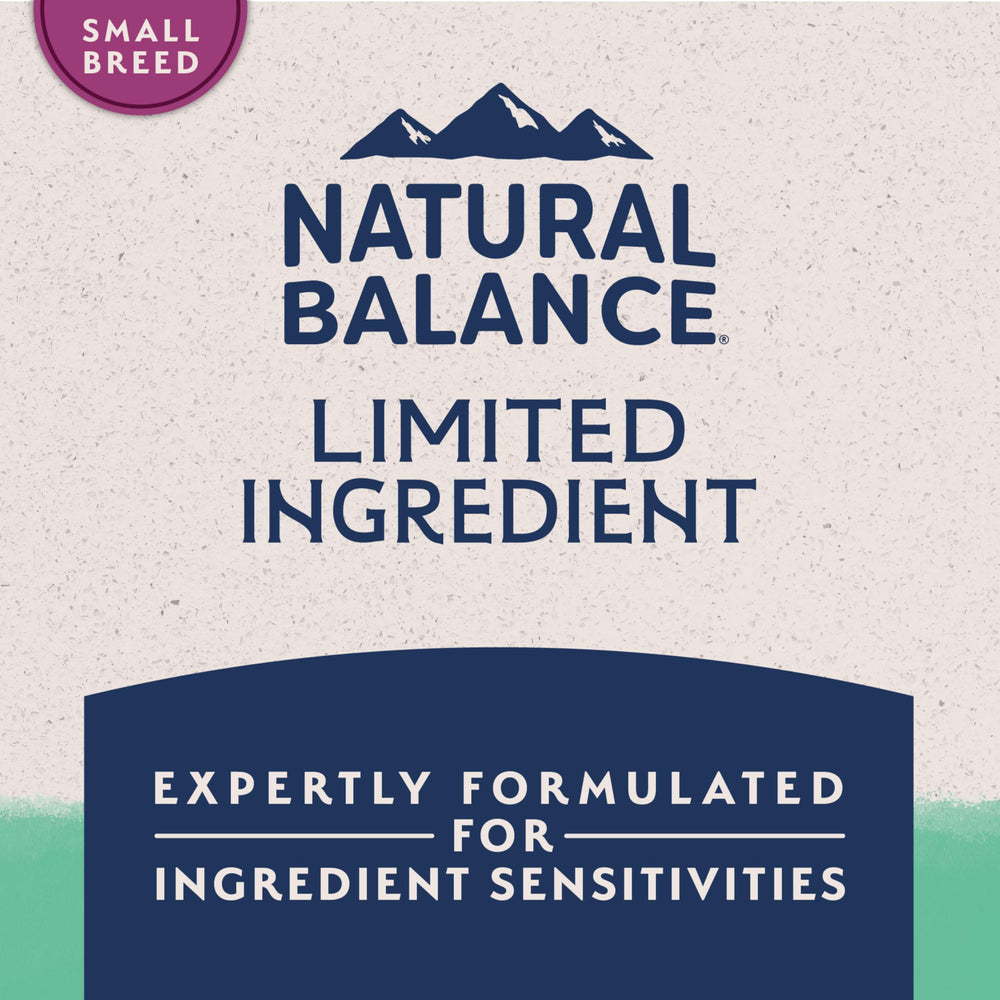 Enfoque en piel y pelaje con Natural Balance para perro pequeño