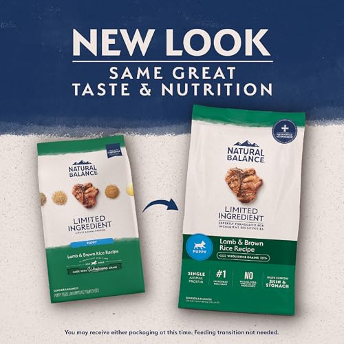 Croquetas Natural Balance de tamaño pequeño, fácil de masticar para cachorros.