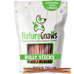 Nature Gnaws palitos bully extra delgados para perros pequeños brindan masticación prolongada.