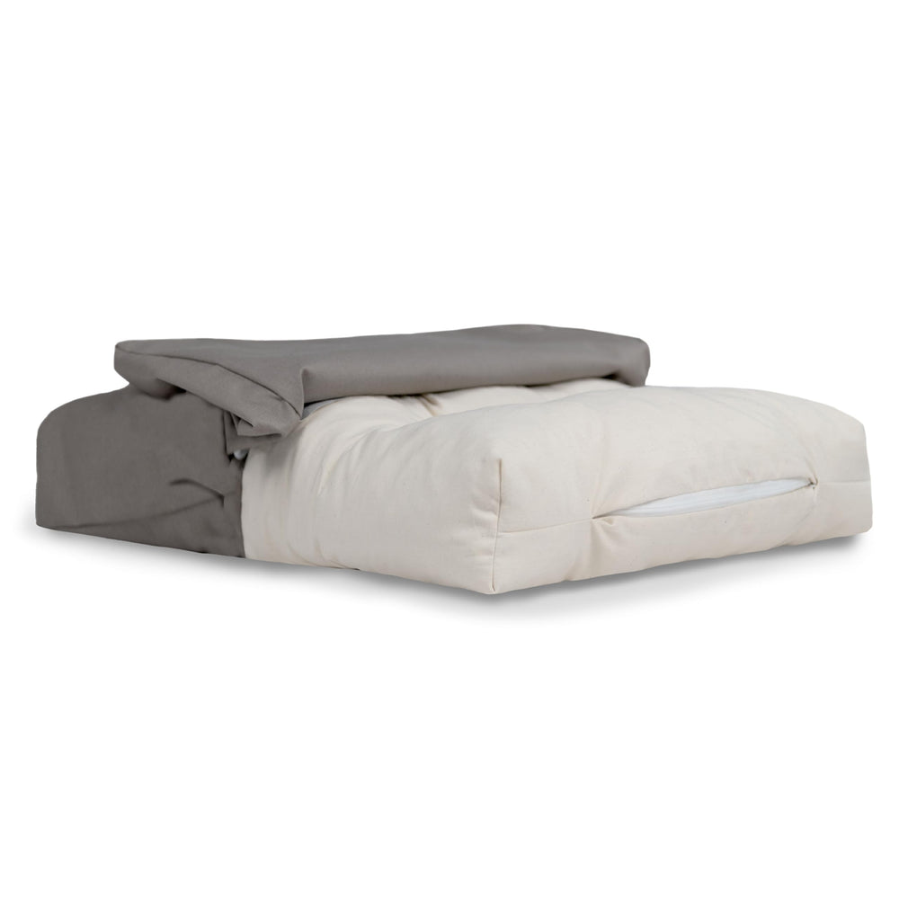 Funda Naturepedic para cama de mascota: tela orgánica, lavable para higiene y frescura.