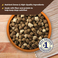 Pollo real como ingrediente principal en Nature’s Recipe para perros.