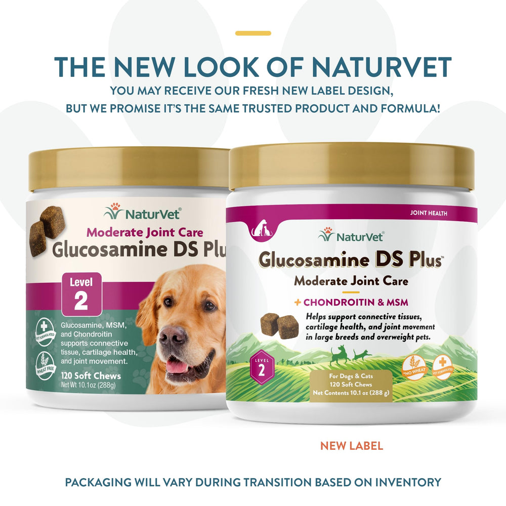Premios blandos NaturVet Glucosamine DS Plus sobre plato, snack para movilidad diaria.