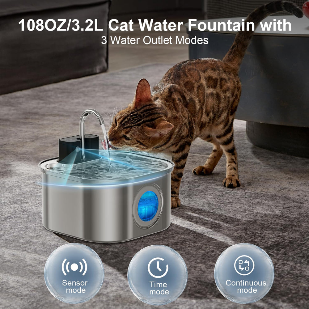 Capacidad de 3.2 L, ideal para varias mascotas.