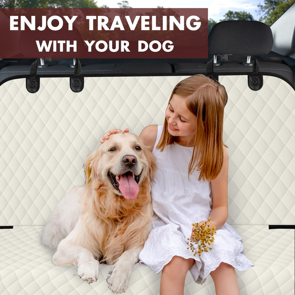 NECKORY uso diario para perros en coche, ideal para viajes.