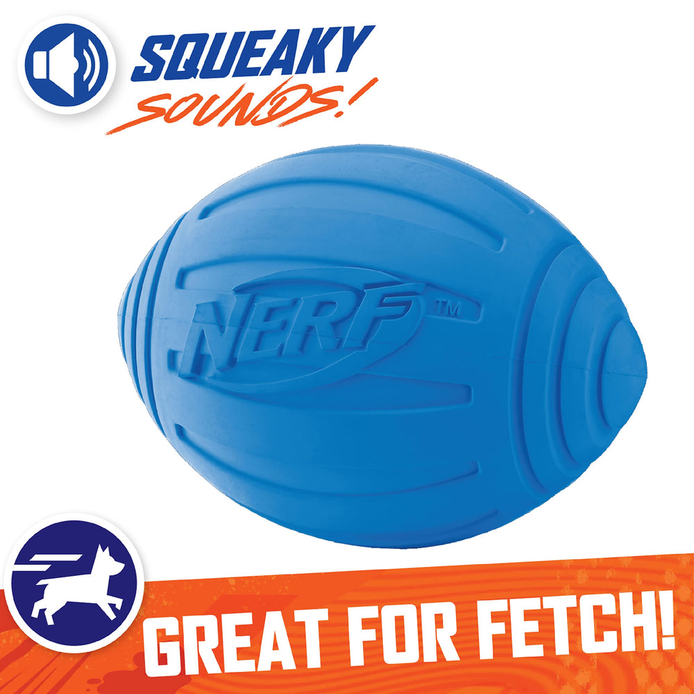 Nerf Dog Pelota Ridged, ligera y duradera para sesiones de masticación controladas.