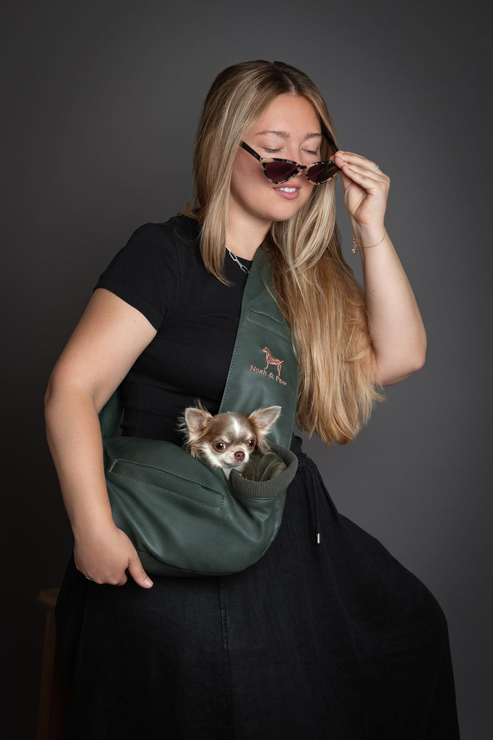 Noah & Paw bandolera para perro pequeño, vista trasera, diseño cómodo