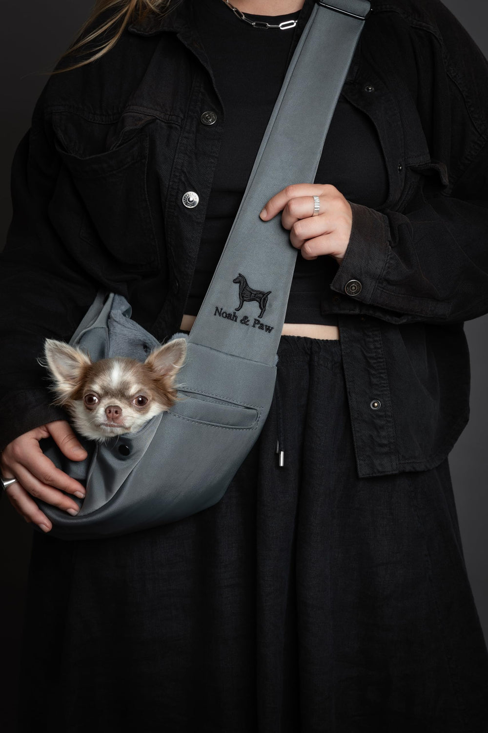 Noah & Paw Sling, interior forro de pelo suave para mayor confort