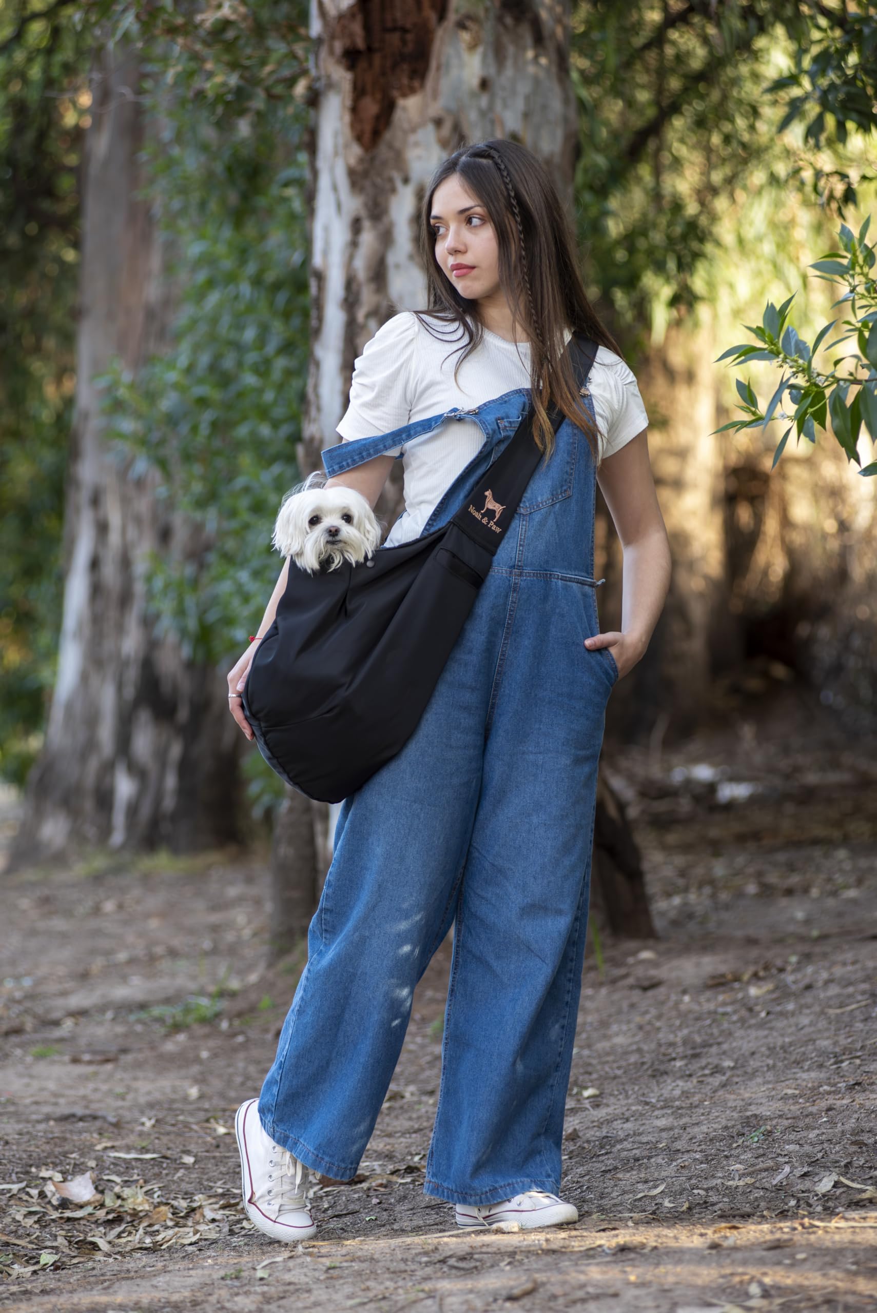Twill premium de Noah & Paw, textura duradera y elegante.