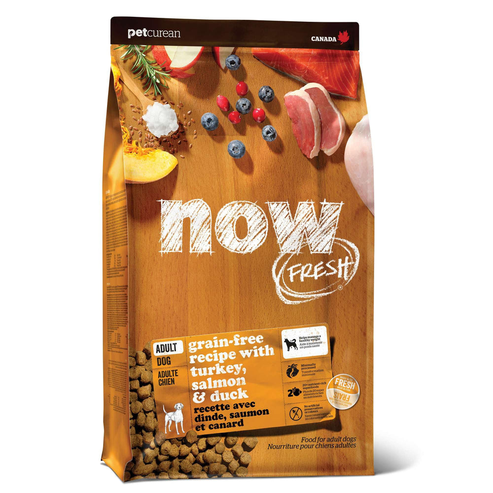 Now Fresh trozos pavo-salmon-duck: proteína digestible para perros adultos activos.