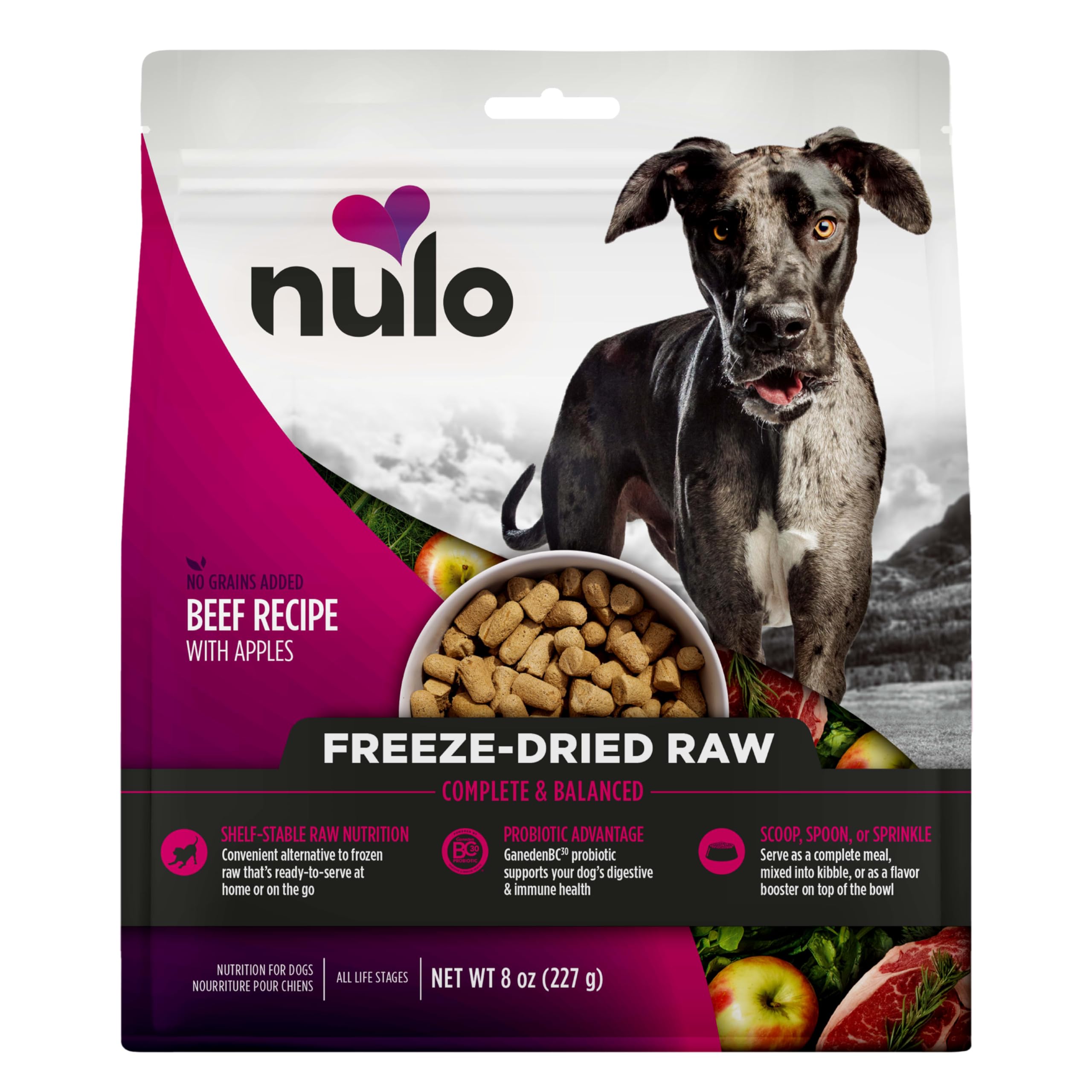 Nulo Receta de Res Deshidratada con Manzanas, frente de la bolsa, nutrición completa para perros.