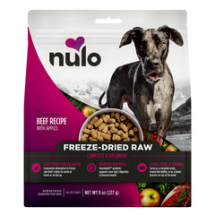 Nulo Receta de Res Deshidratada con Manzanas, frente de la bolsa, nutrición completa para perros.